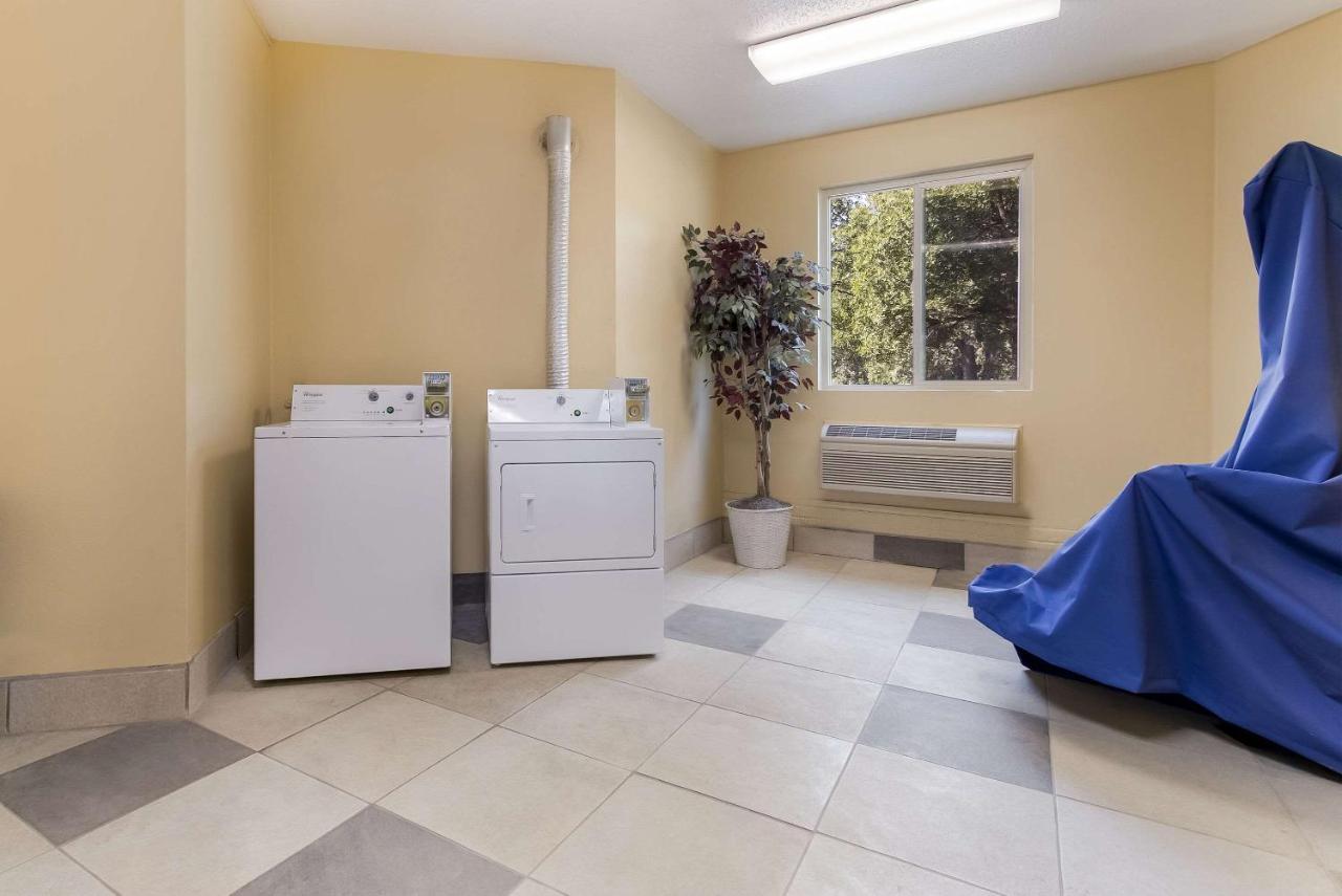 Sleep Inn Airport Sioux Falls Ngoại thất bức ảnh